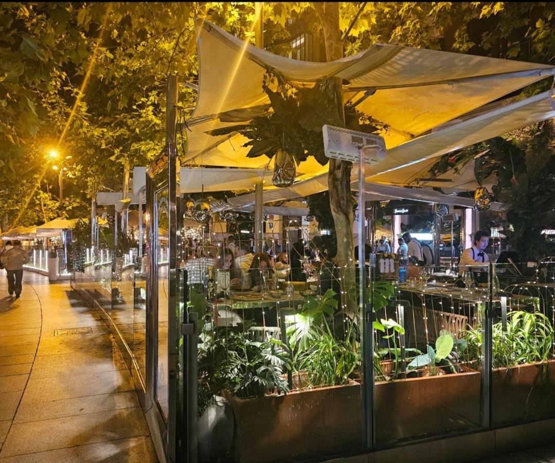 Centrica Habitacion Bed & Breakfast Madrid Exterior photo